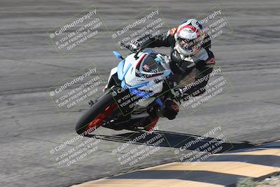 media/Oct-13-2025-Moto Forza (Mon) [[a66d839500]]/4-C Group/Session 2 (Bowl)/